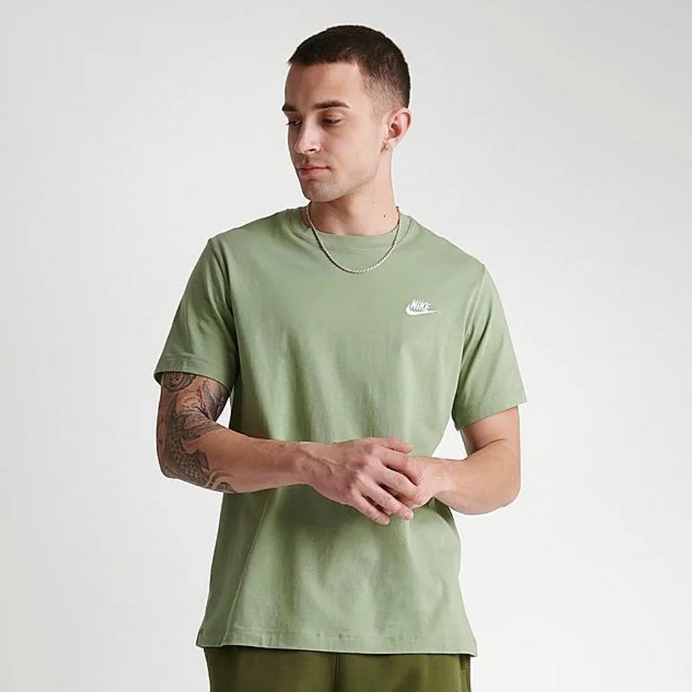 Nike Sportswear Club T-Shirt