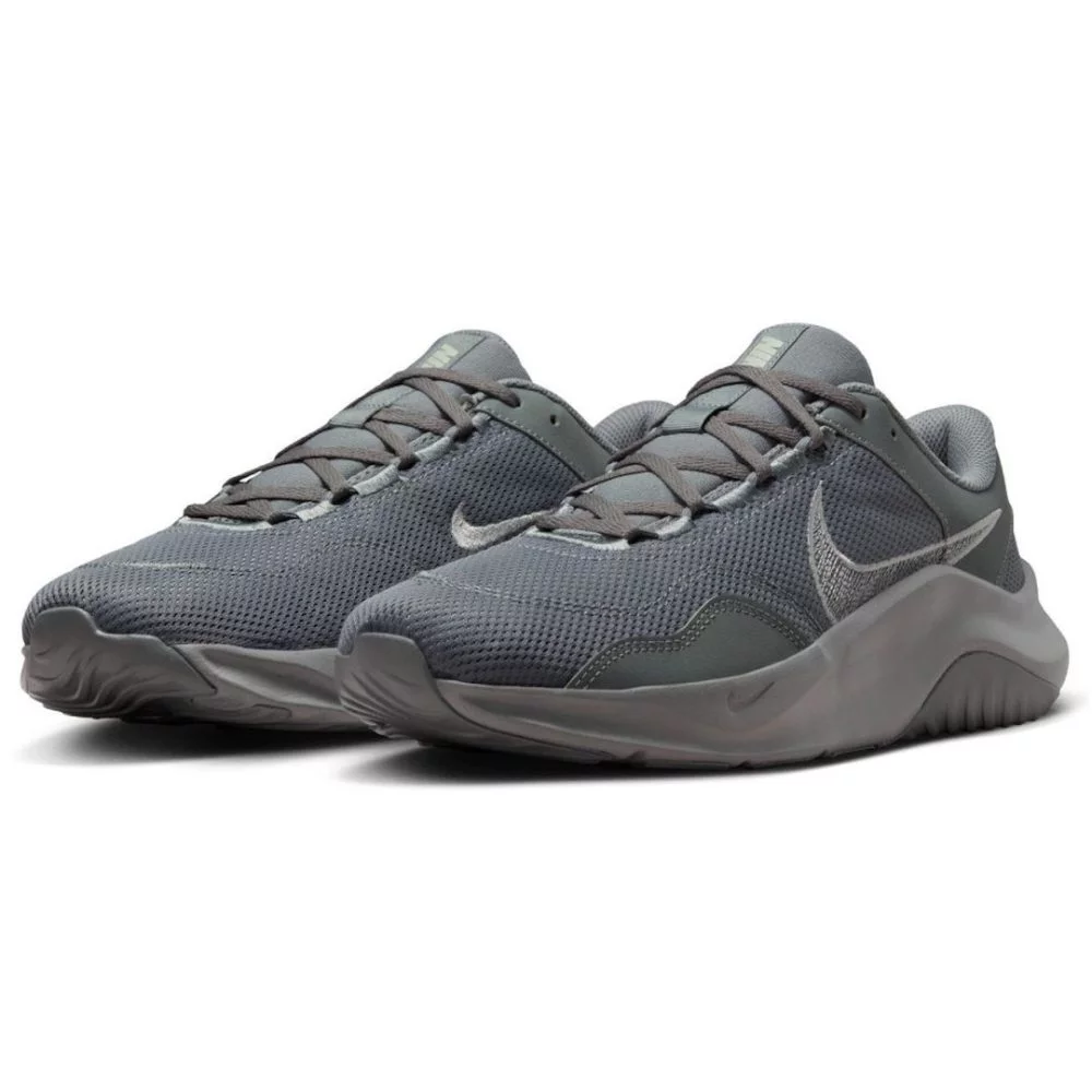 Nike Legend Essential 3