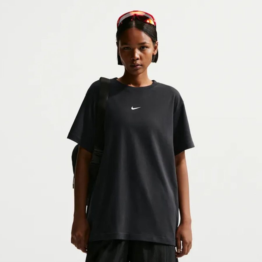 Nike Sportswear Women's Oversized Short-Sleeve T-Shirt