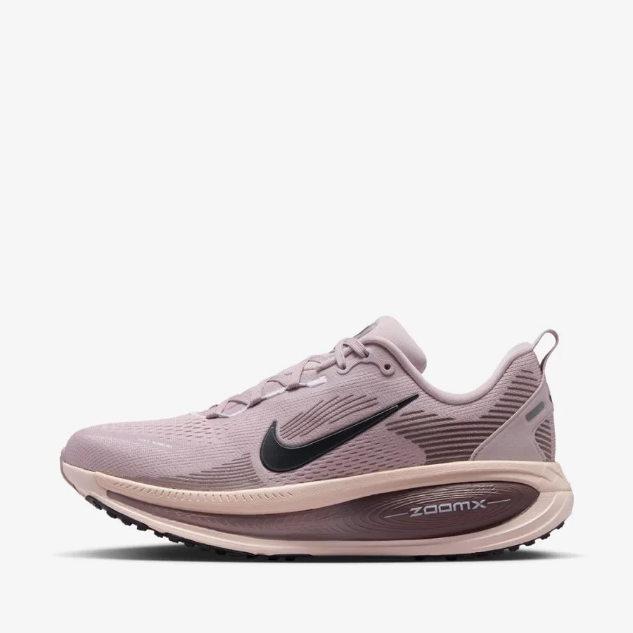 Nike Women's Vomero 18