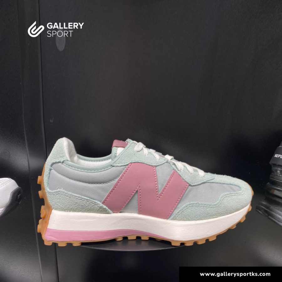 New Balance Sneaker in Raincloud & Pink Tiffany