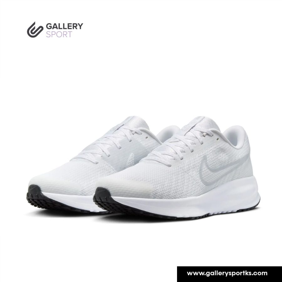 Running shoes Nike Defy